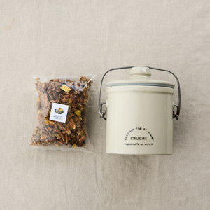 Sobokai Shokudo “Chai Granola” and “Cruche canister(white)”